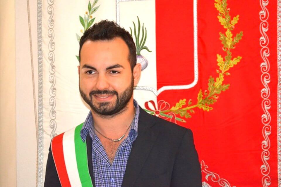 Offese omofobe al sindaco Cucini di Certaldo: ‘non deve passare il concetto che si possa offendere chiunque’