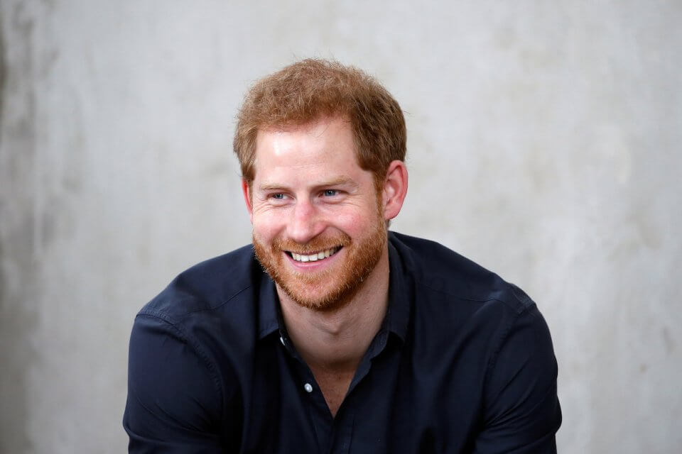 Il principe Harry, come fece Lady D per l’HIV, si impegna nel supporto ai bambini transgender