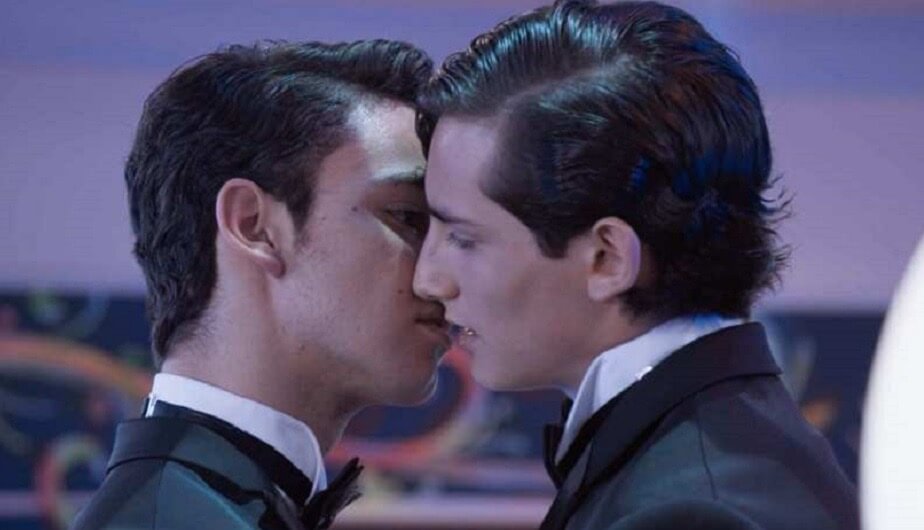 El Corazón Nunca Se Equivoca, arriva la prima storica telenovela gay