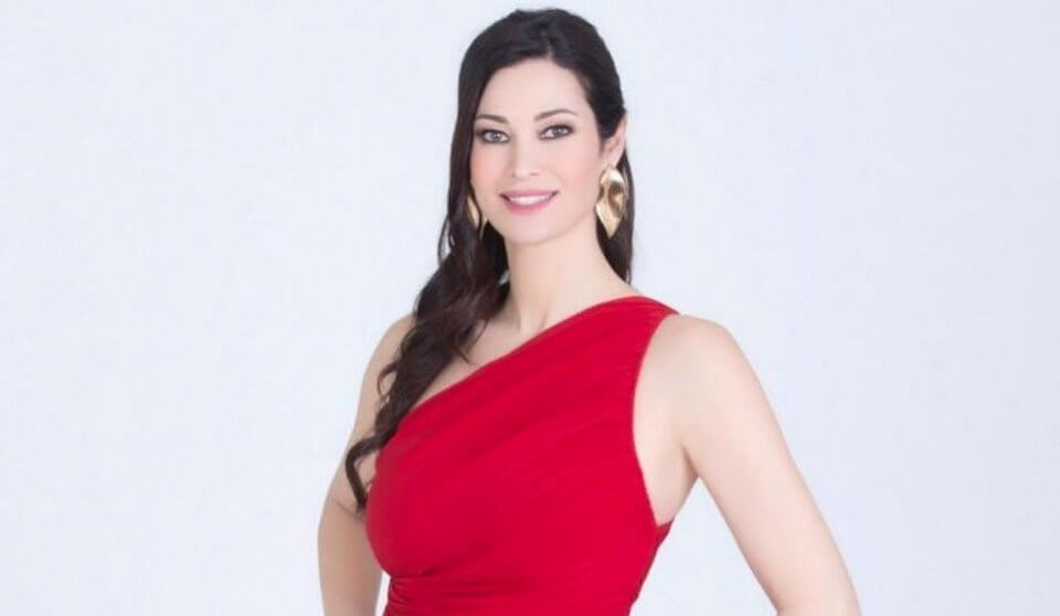 Manuela Arcuri: ‘corteggiata da donne, farò da testimone all’unione civile di due amici gay’