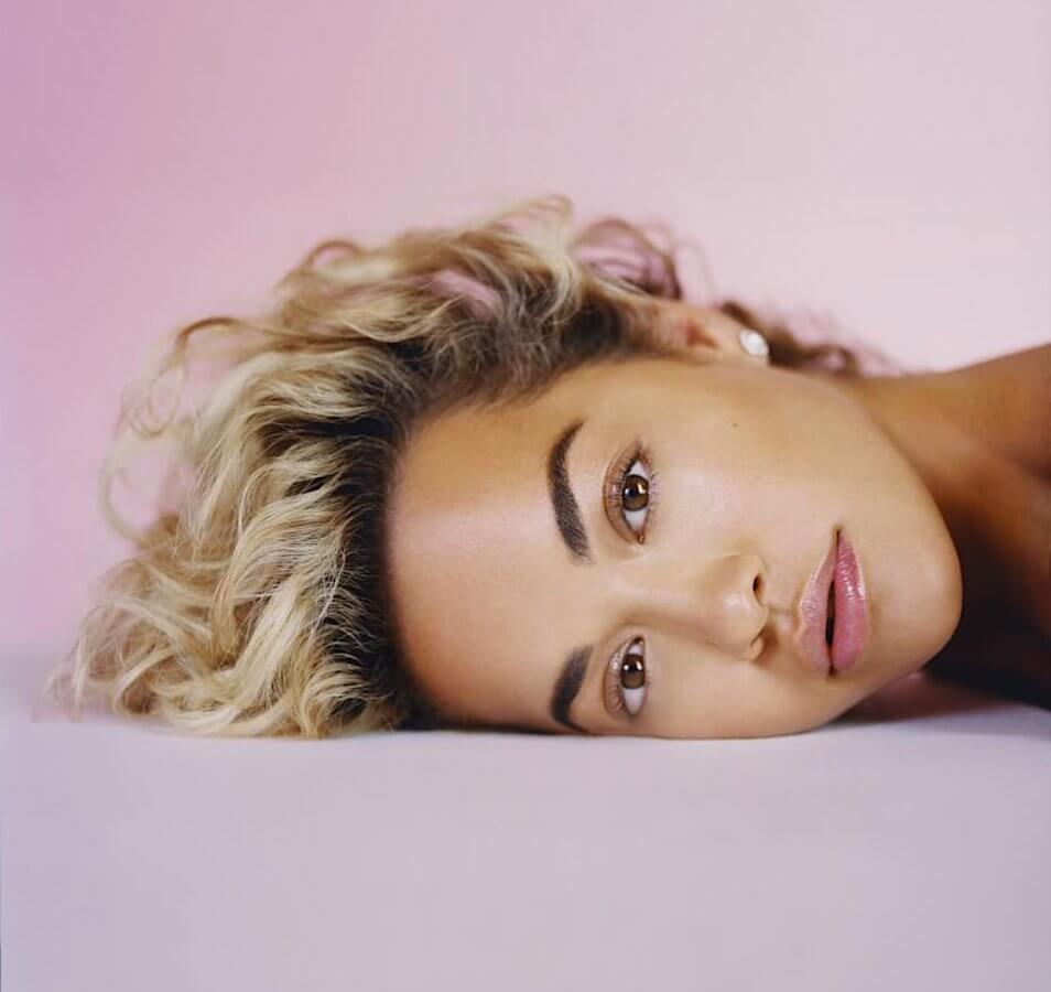 30 celebrità dichiaratamente bisessuali - Rita Ora - Gay.it