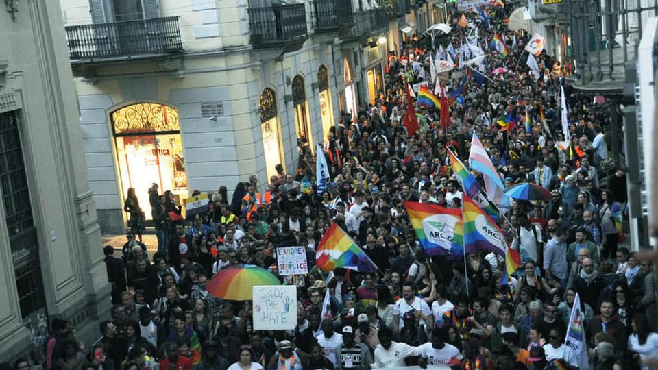 Vercelli Pride, un trionfo anche sotto la pioggia: ha preso vita l’Onda Pride 2019