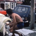 Quando gli uomini indossavano gli shorts negli Anni '70 - Thumbnail