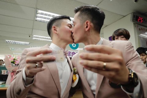 Taiwan, a una settimana dall'approvazione è boom di matrimoni LGBT - taiwan - Gay.it