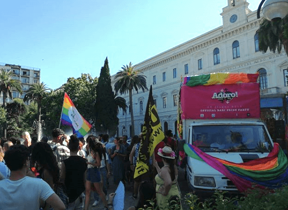 L'Onda Pride invade Milano, Treviso, Catania e Bari - bari pride 00001 - Gay.it