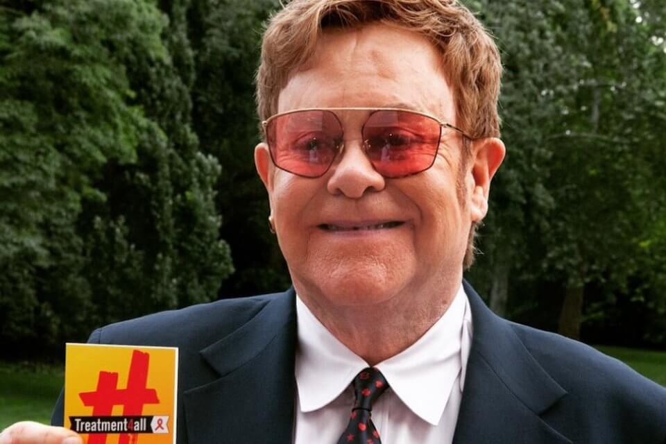 Elton John, oltre 6 milioni di dollari raccolti per i test HIV in Kenya
