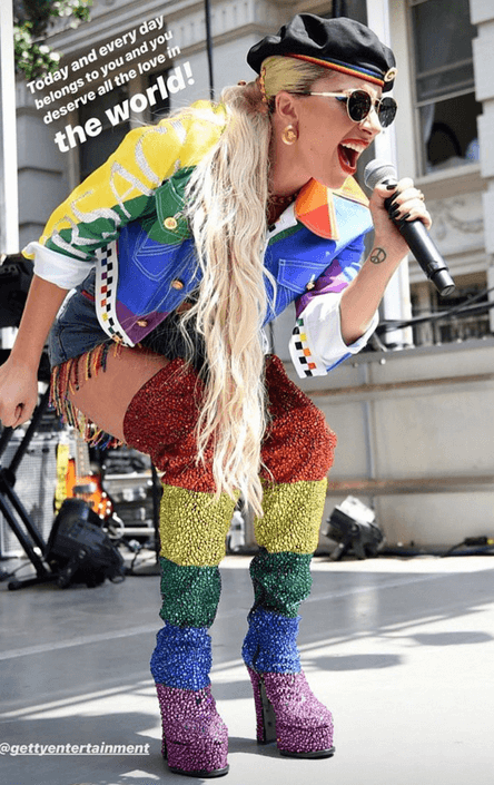 Lady Gaga sul palco dello Stonewall day 2019