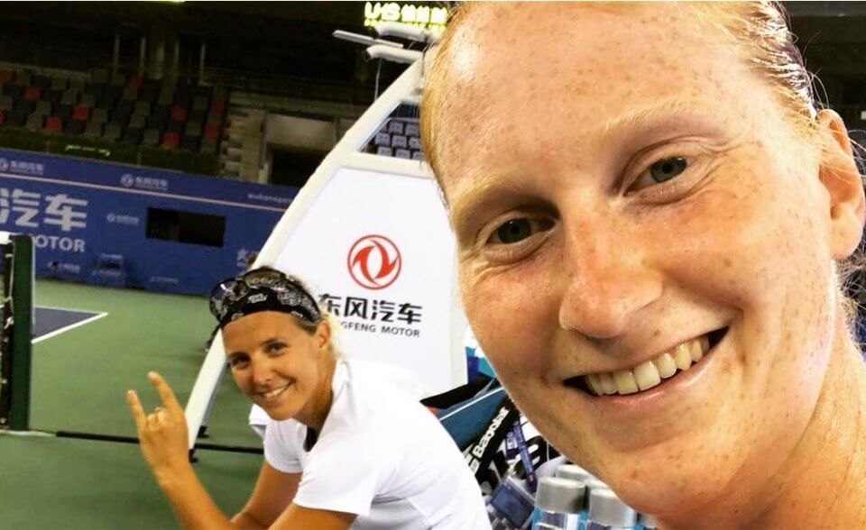 Wimbledon, le tenniste Alison e Greet sfidano l’omofobia: “tennisti, fate coming out”