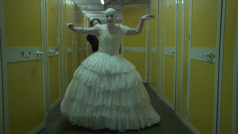 Lindsay Kemp, su Sky Arte l'omaggio di Edoardo Gabbriellini a un anno dalla scomparsa - KEMP 1 web - Gay.it