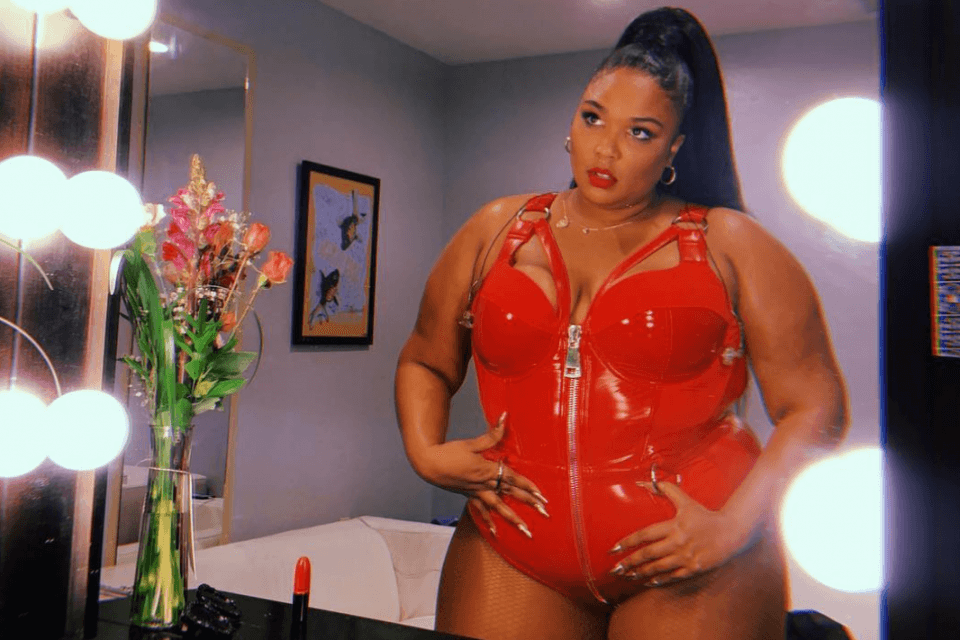 Lizzo nuova icona LGBT: “l’amore è amore”