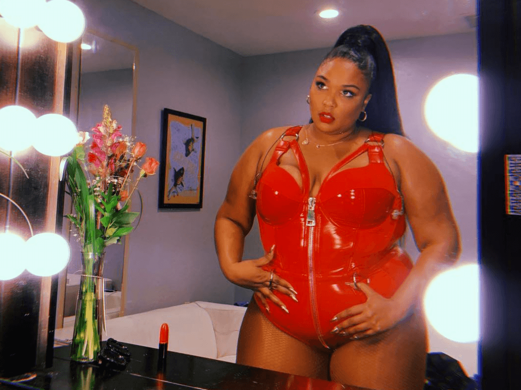 Lizzo nuova icona LGBT: “l’amore è amore”