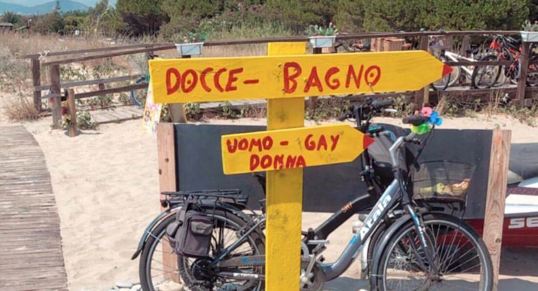 Salerno, al Lido bagni e docce differenti per gay e etero? La replica del gestore