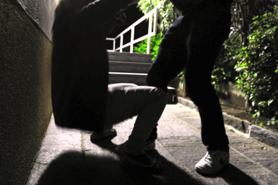 Teramo, ennesima aggressione omofoba a un ragazzo gay