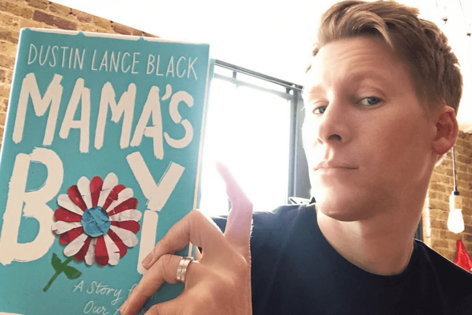 Dustin Lance Black, la vita dello sceneggiatore premio Oscar diventa documentario