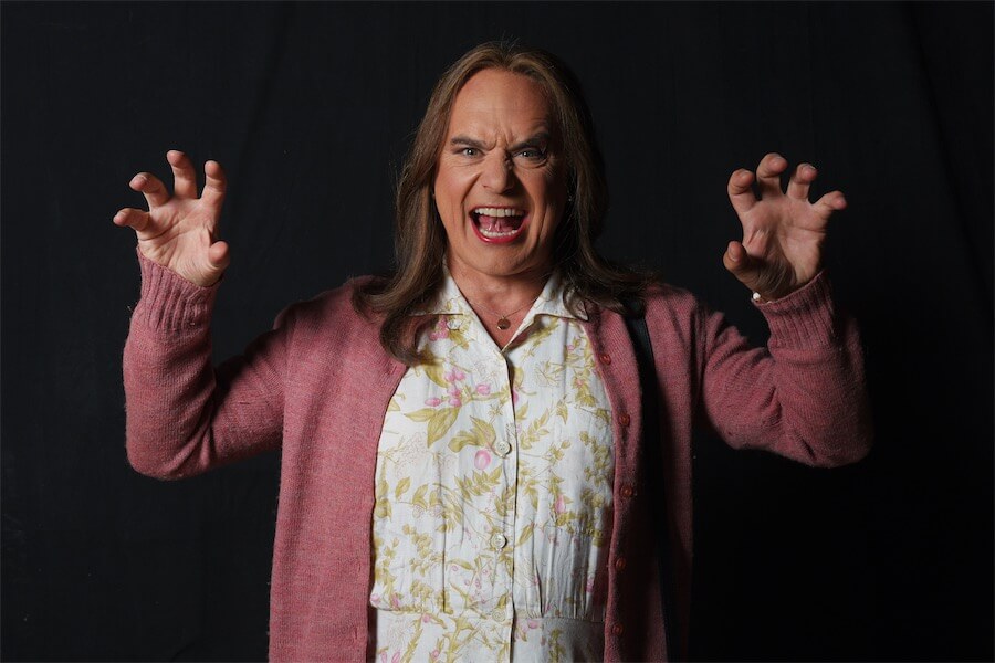 Thanks di Gabriele Di Luca, Luca Zingaretti è una donna transessuale - foto e trailer - Luca Zingaretti e%CC%80 una donna trans 3 - Gay.it