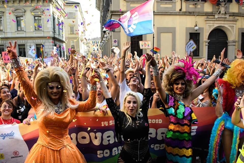 Onda Pride 2019, bagno di folla tra Novara e Sorrento - è stata una stagione da record - Onda Pride 2019 bagno di folla tra Novara e Sorrento - Gay.it