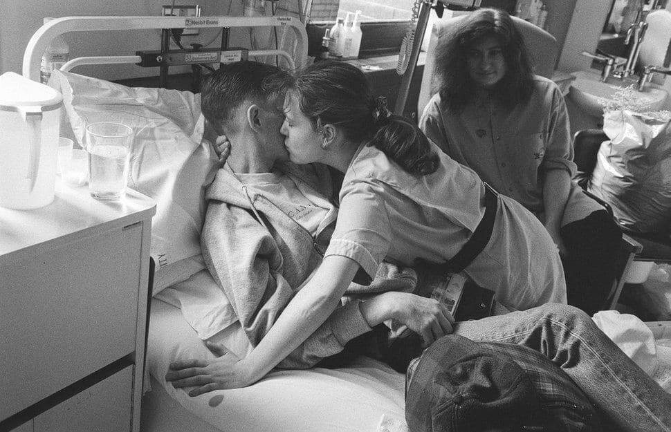 Le foto di Gideon Mendel ai malati di AIDS negli anni '90