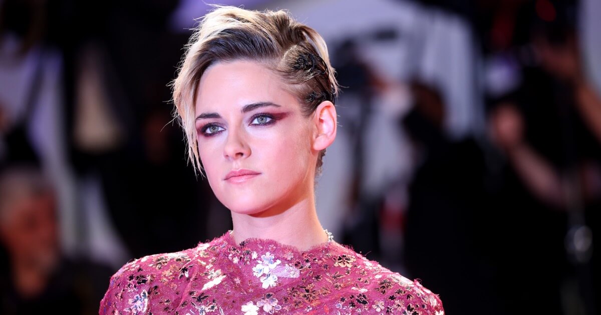 Kristen Stewart: ‘Per un ruolo Marvel avrei dovuto nascondere la mia sessualità e ho detto no’