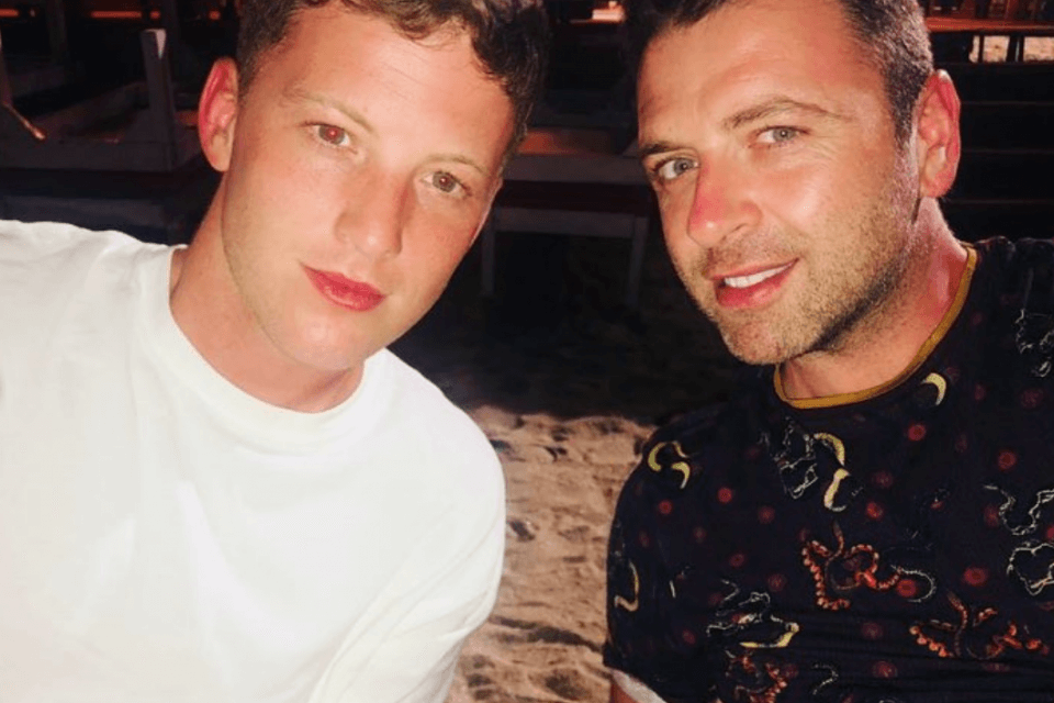 Mark Feehily dei Westlife e il fidanzato sono diventati genitori - Screen Shot 2019 02 23 at 13.48.02 - Gay.it