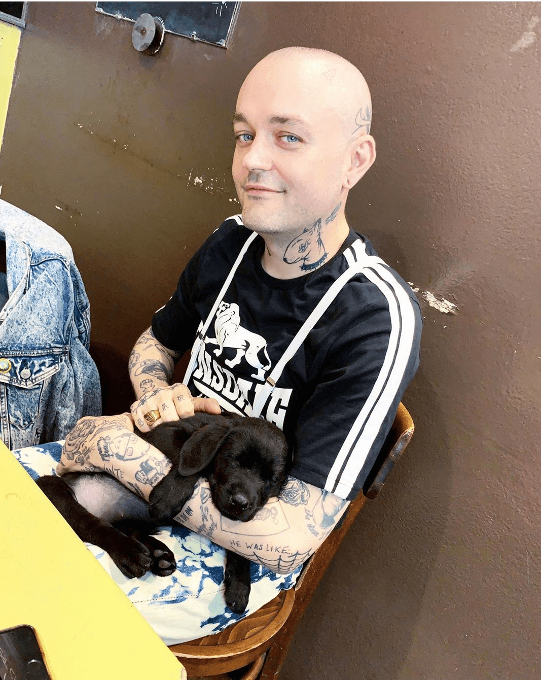Matteo Mena ci presenta la realtà degli skinheads gay - Screenshot 20191013 190939 - Gay.it