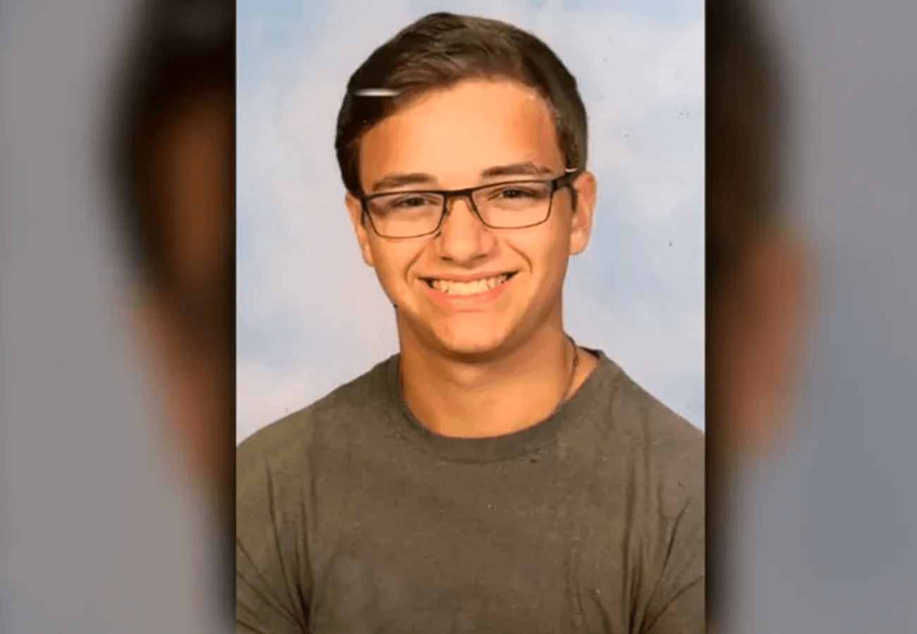 Ragazzo si suicida dopo l’outing e l’omofobia sui social media