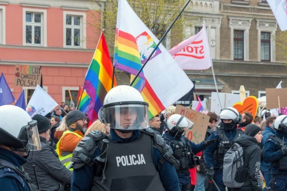 Polonia: al bando l’educazione sessuale. Sarà equiparata alla pedofilia