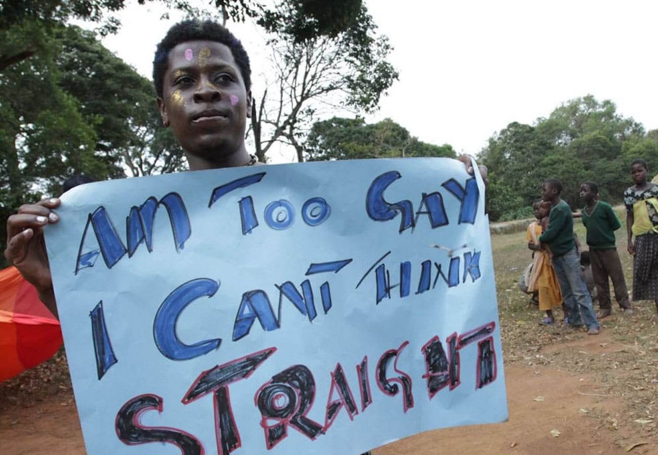 Il presidente dell’Uganda: no alla legge ‘ammazza gay’. Paura delle sanzioni e stop degli aiuti?