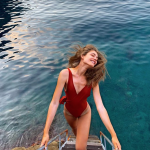 Valentina Sampaio - Thumbnail