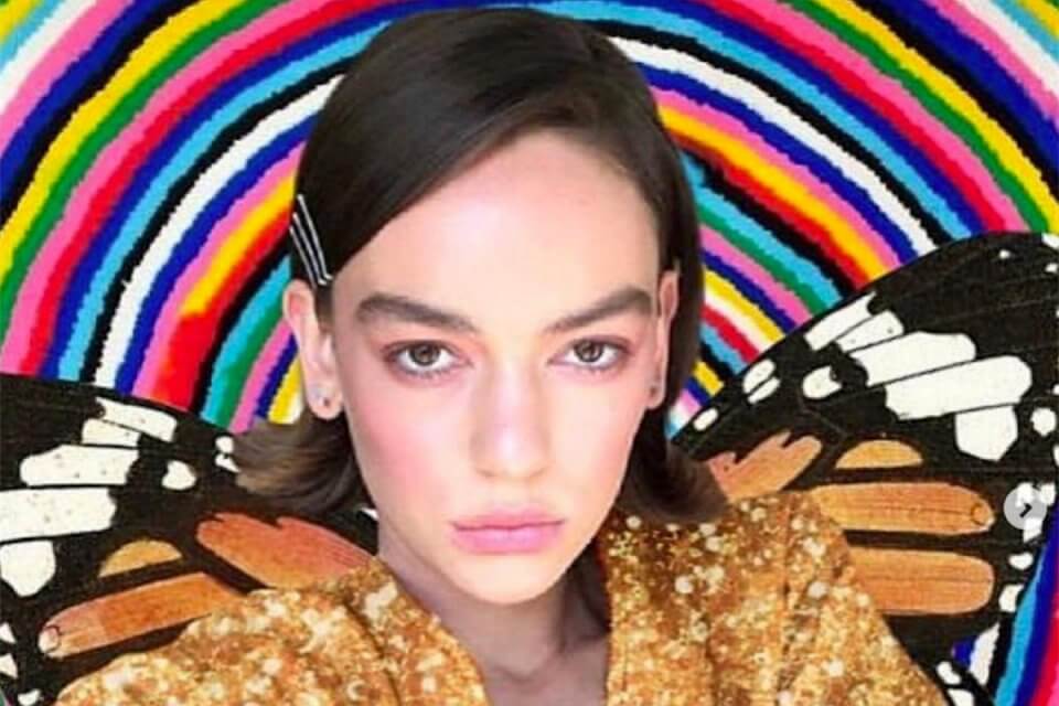 Brigette Lundy-Paine di Atypical fa coming out: “Sono genderqueer”
