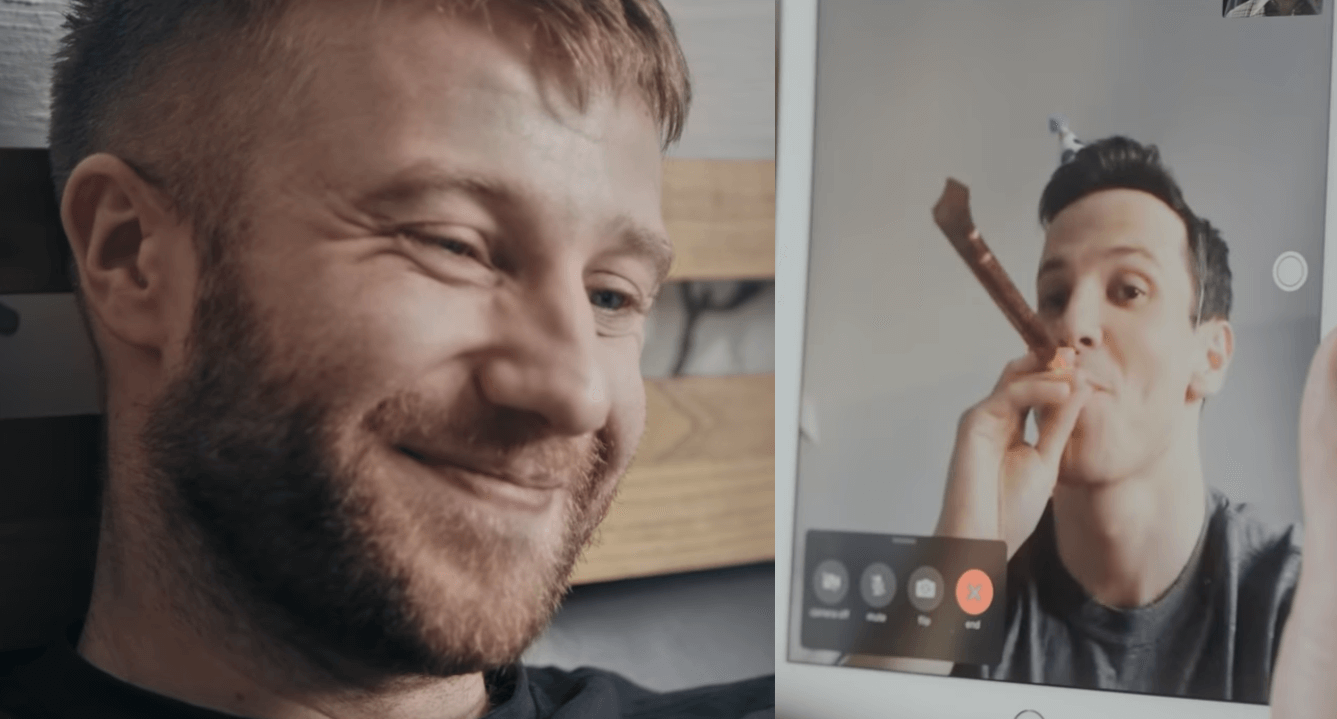 L’amore non conosce distanze, il meraviglioso spot di Natale con coppia gay – VIDEO