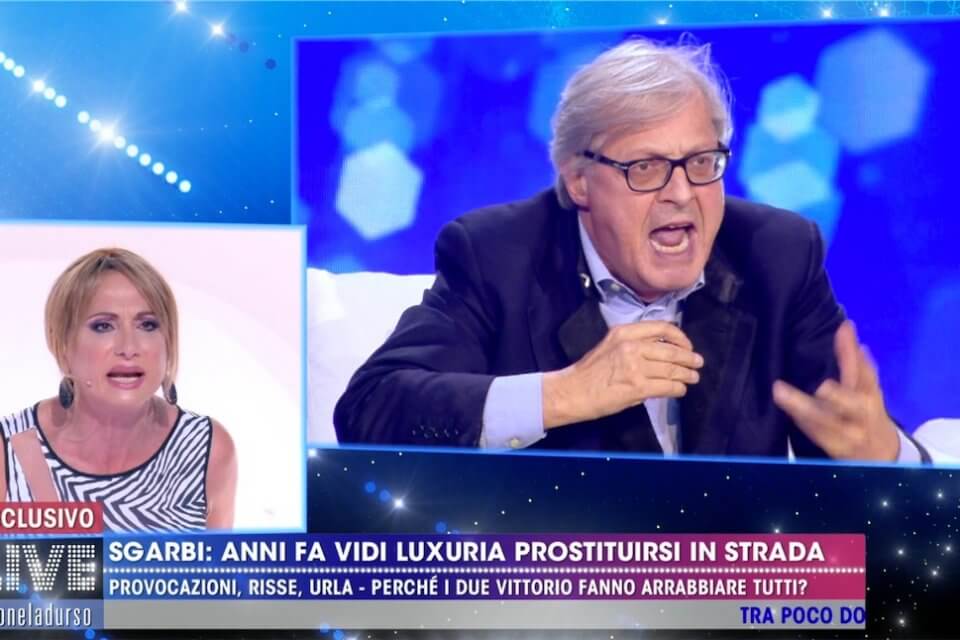Vittorio Sgarbi, transfobia contro Vladimir Luxuria nell’indecente silenzio di Barbara D’Urso