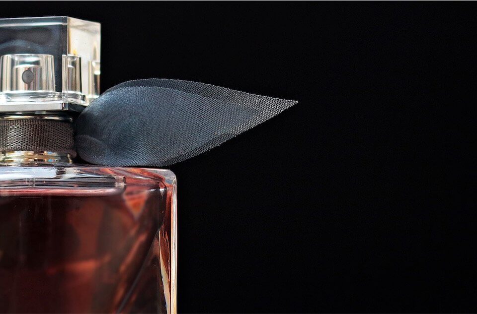 I profumi d’autunno sono no gender - profumo cover Pixabay - Gay.it