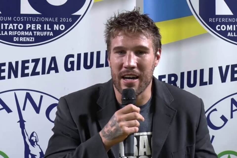 ‘Quello dei gay che si sfondano il cu*o non è vero amore’: ancora omofobia dal consigliere Fabio Tuiach