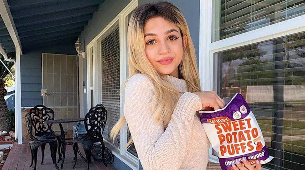 Josie Totah, un’attrice transgender protagonista del reboot di ‘Bayside School’