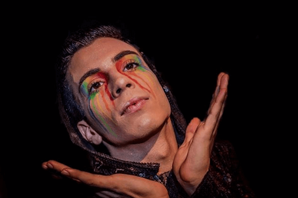 Altopascio, aggressione omofoba in un locale LGBT: botte e manganelli al grido “gay schifosi”