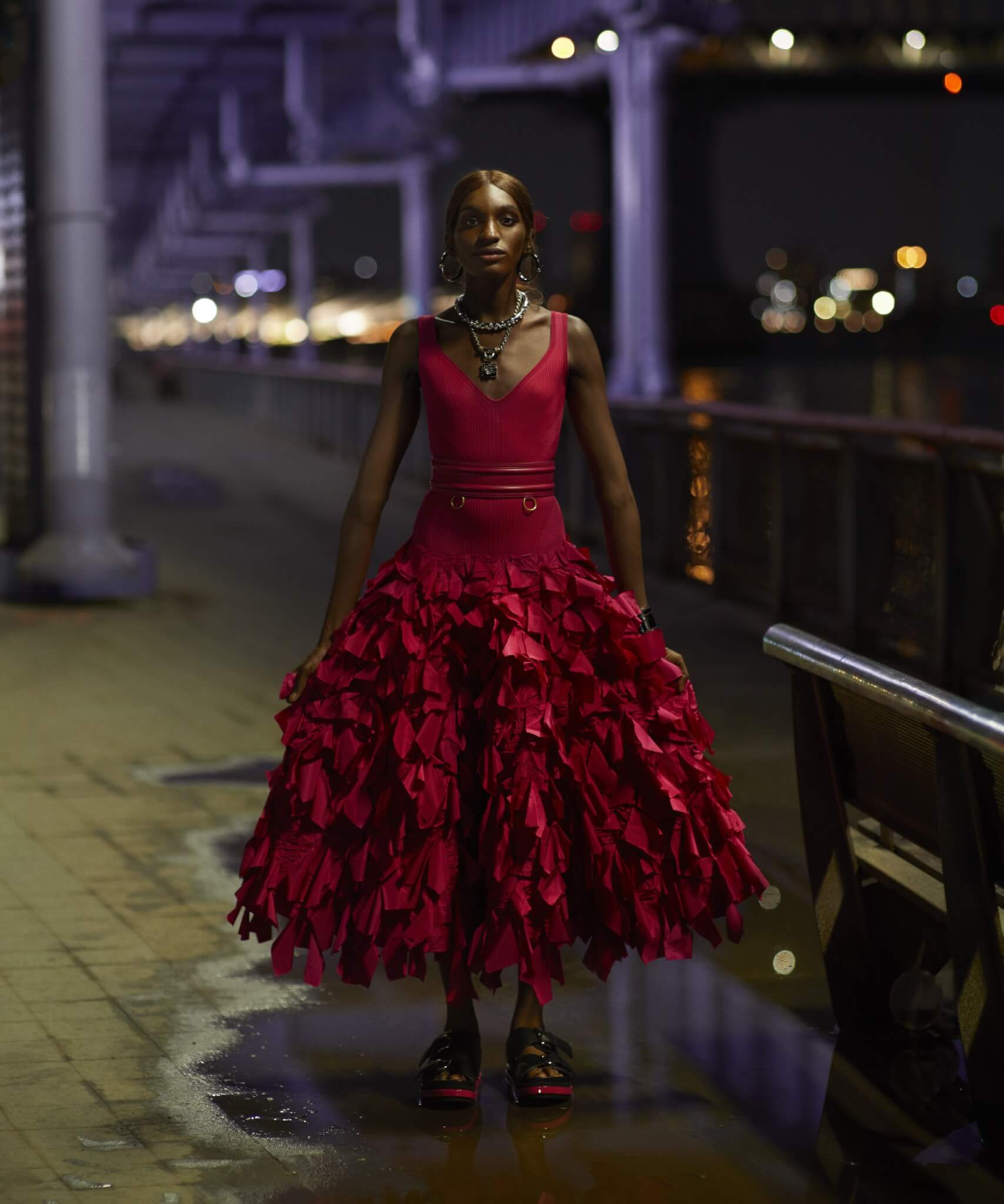 Alexander McQueen primavera 6. Foto:Ethan James Green