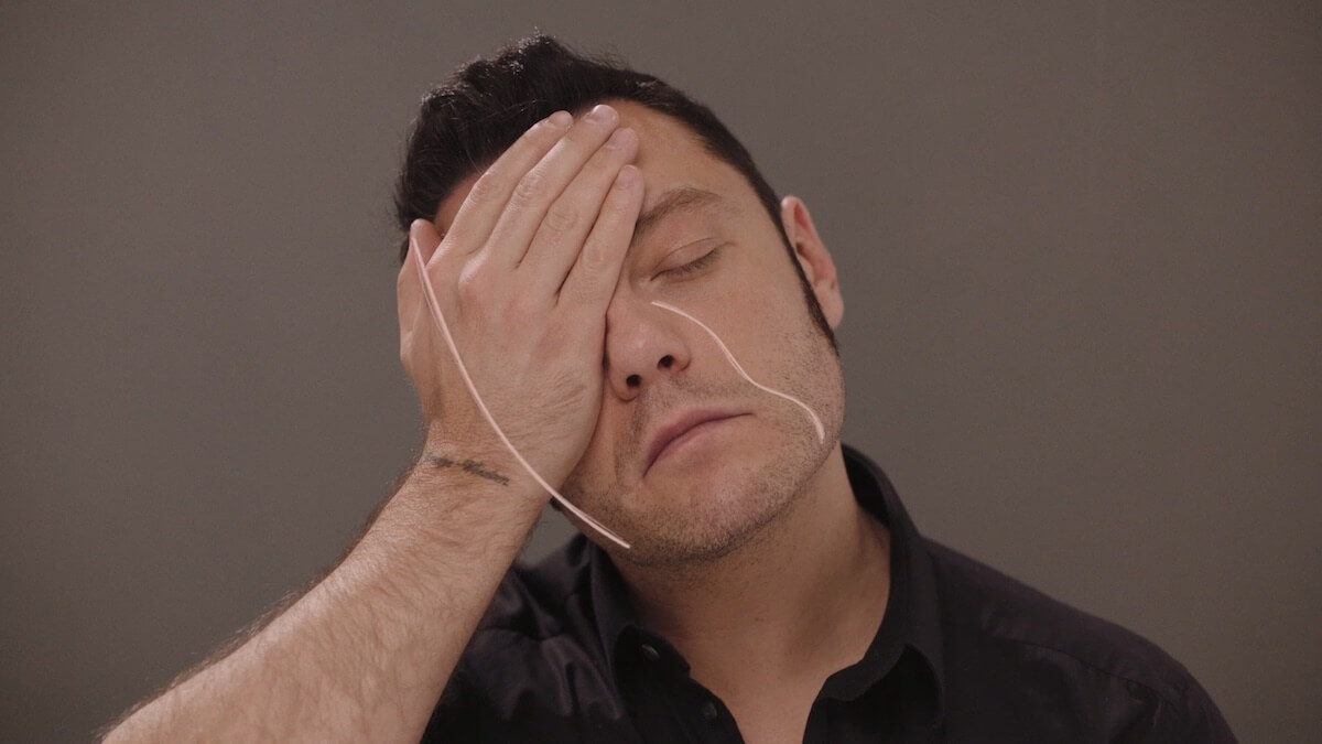 Amici Per Errore di Tiziano Ferro, il video ufficiale