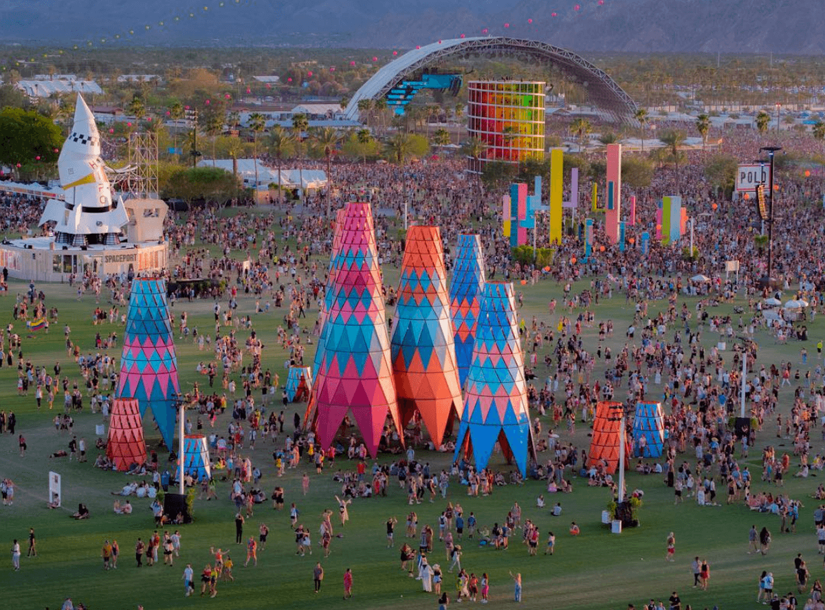 Coachella, il proprietario continua a donare milioni di dollari ad associazioni omofobe