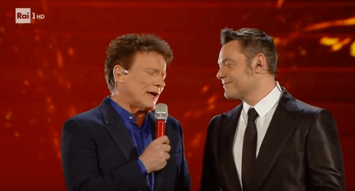 Massimo Ranieri e Tiziano Ferro, iconico duetto con Perdere l’Amore – il video