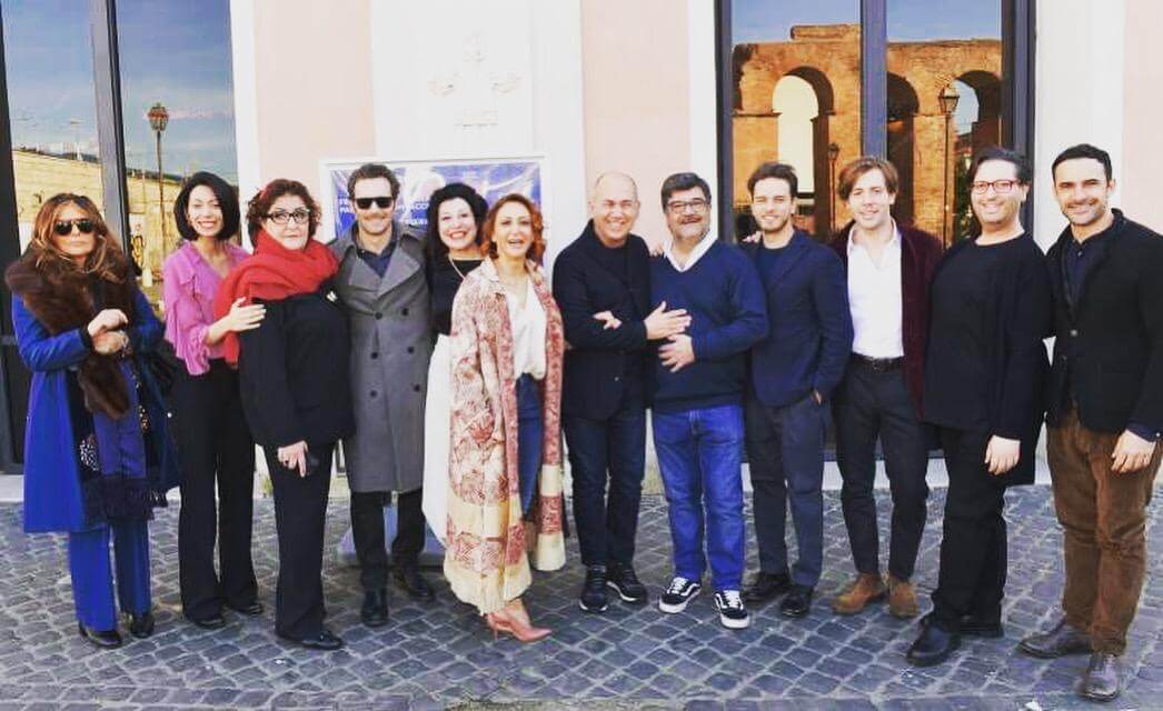 Mine Vaganti a teatro, intervista a Francesco Maggi: "Ferzan mi ha cambiato la vita, è come un padre di famiglia" - mine vaganti 1 - Gay.it