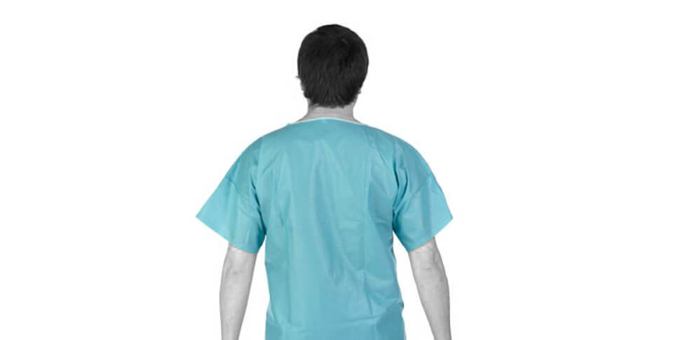 Coronavirus, store per feticisti del medical contattato dal Servizio sanitario inglese: “Avete camici?”