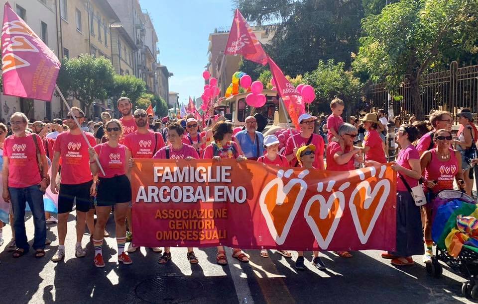 15 anni di Famiglie Arcobaleno, che solo lo Stato italiano non vuole riconoscere - Famiglie Arcobaleno - Gay.it