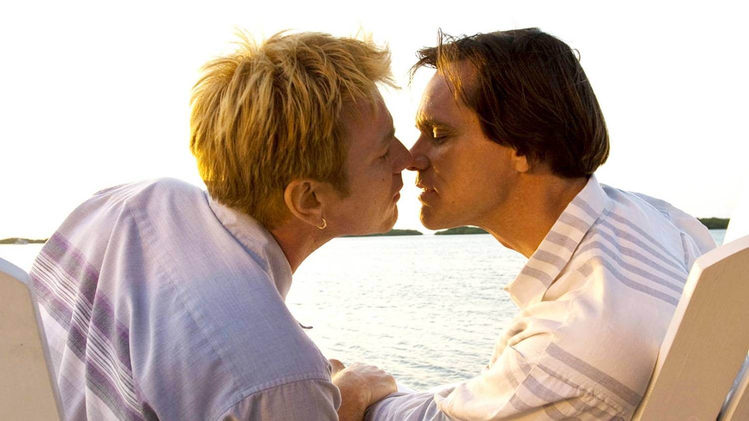 Guida TV tra film e serie LGBT, 16 marzo 2020: ecco cosa c’è da vedere - I Love You Phillip Morris 1 - Gay.it