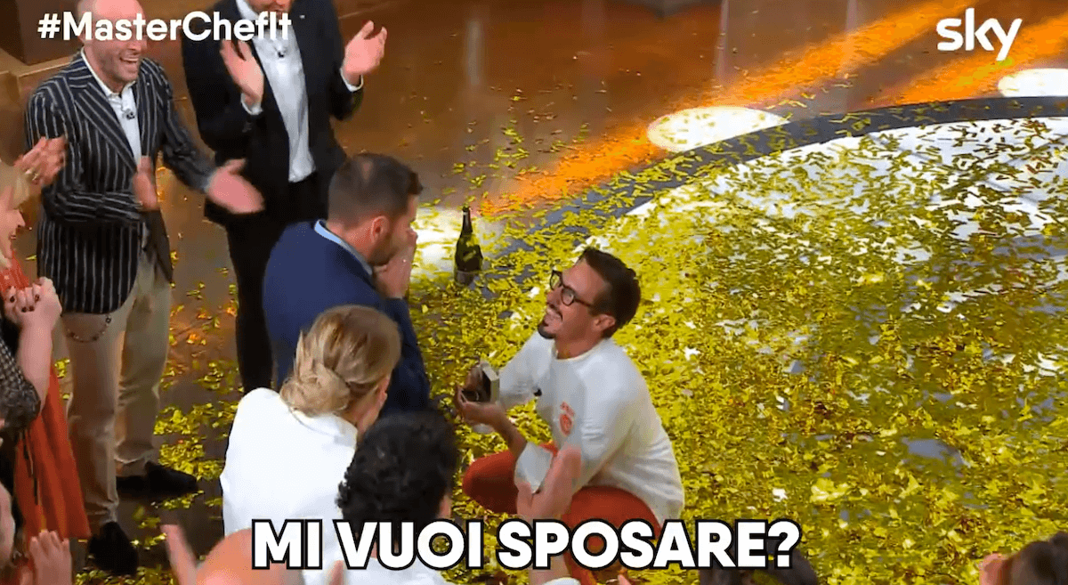 I 25 articoli di Gay.it più letti del 2020 - Masterchef Italia 9 Antonio Lorenzon trionfa e chiede la mano al fidanzato - Gay.it