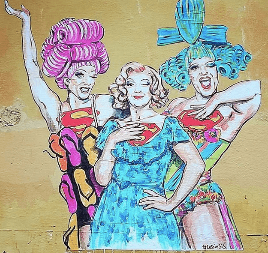 Le street artist Lediesis ci raccontano la loro arte come omaggio a tutte le donne - lediesis gay 00003 - Gay.it