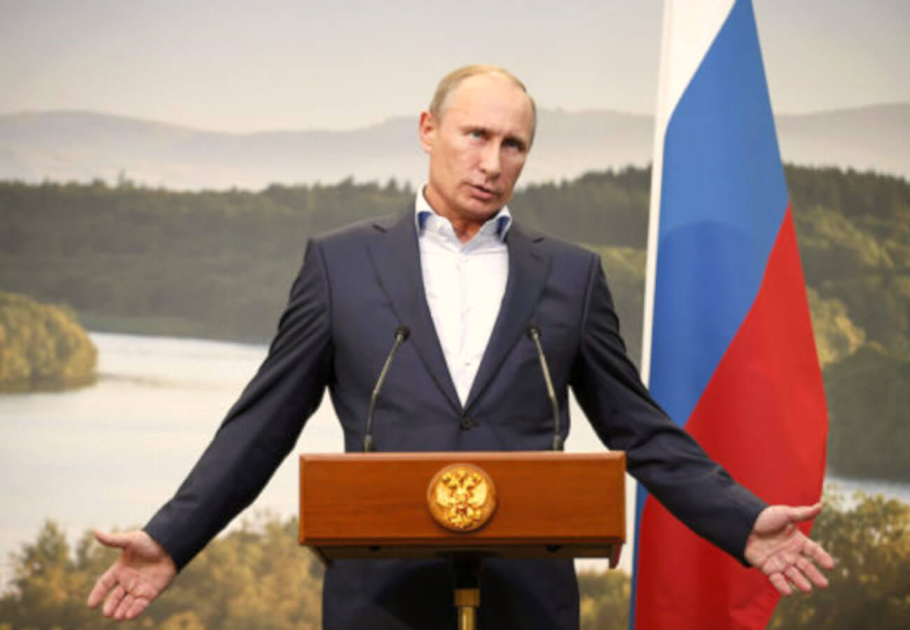 Nuova Costituzione in Russia: Putin cerca di eliminare le famiglie LGBT