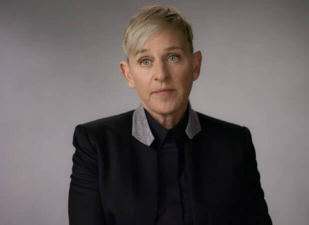 Guida TV tra film e serie LGBT, 12 marzo 2020: ecco cosa c’è da vedere - visible out on television 618x450 2 - Gay.it