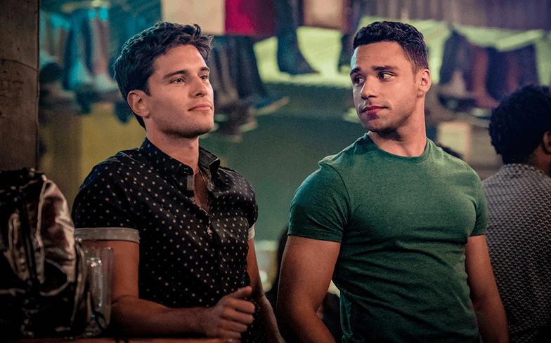 9-1-1: Lone Star, da stasera su Fox lo spin-off con pompieri gay e transgender FtoM - Lone Star - Gay.it