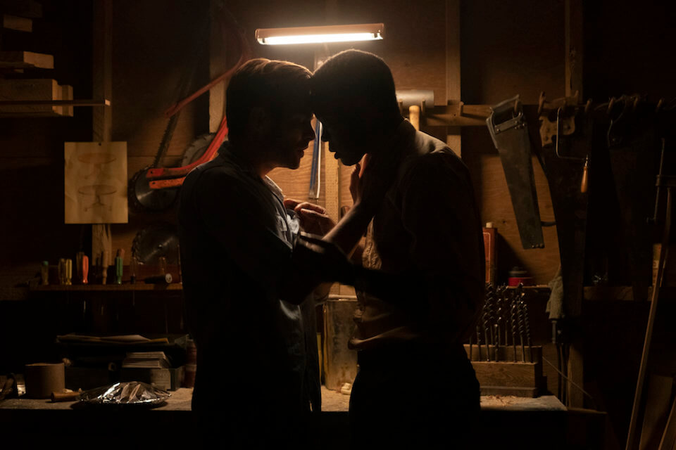Guida TV tra film e serie LGBT, 6 aprile 2020: vi consigliamo Tales from the Loop