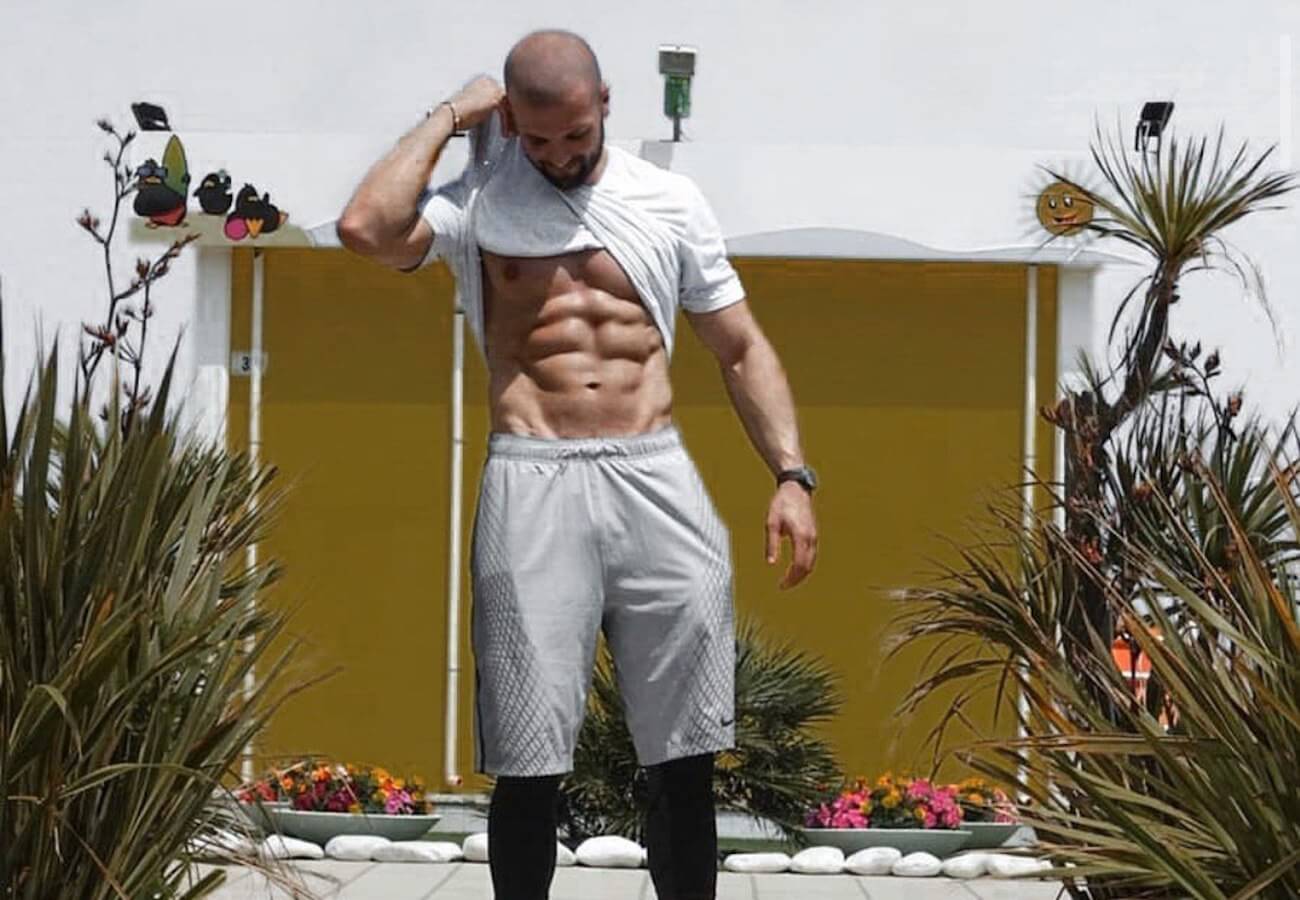 Home Workout, speciale addominali: ‘Abs on fire’ a corpo libero